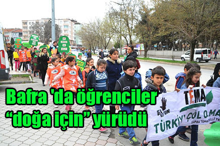 Bafra ‘da öğrenciler doğa için yürüdü