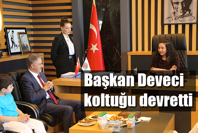 Başkan Deveci koltuğu devretti