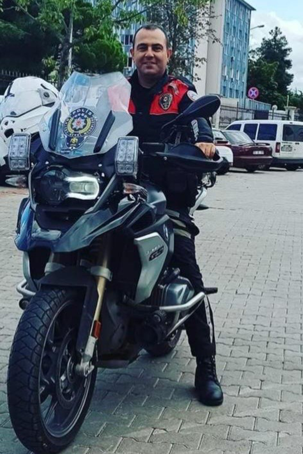 SAMSUN'DA POLİS MOTOSİKLETİ ÇEKİCİ İLE ÇARPIŞTI: 1 POLİS ŞEHİT OLDU, 1 POLİS YARALANDI