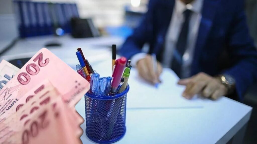 Kamu Çalışanlarına Yüzde 400 Zam!  