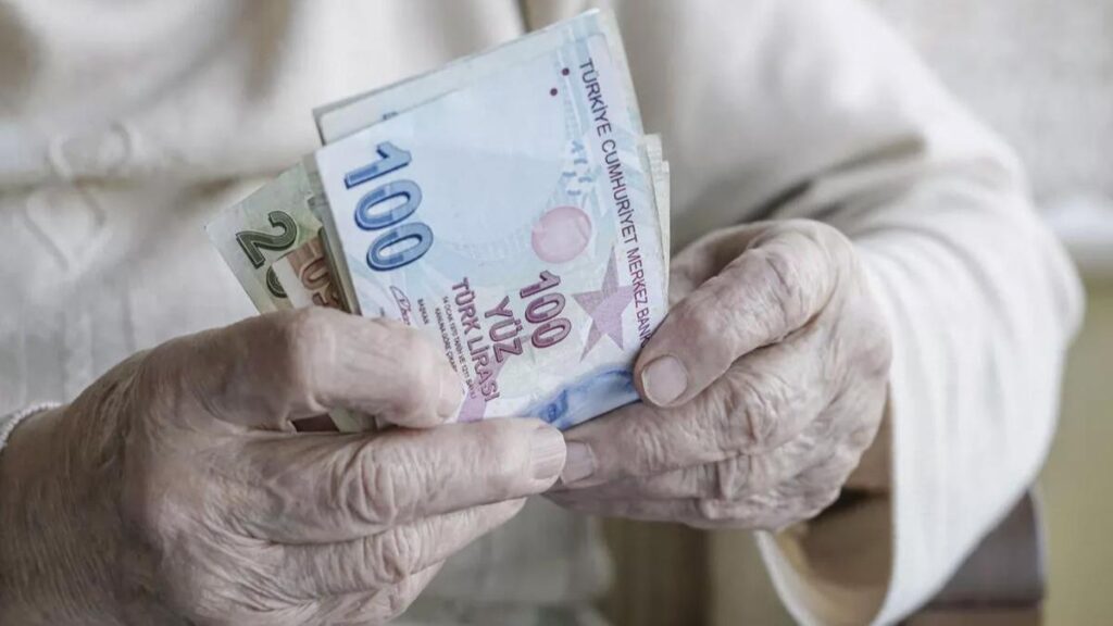 Emeklilere Son Dakika Yüksek Vergi Şoku!