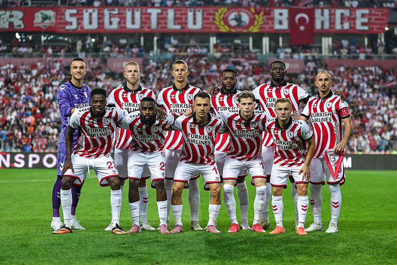 Samsun 19 Mayıs Stadyumu’nda
HÜZÜN GECESİ!