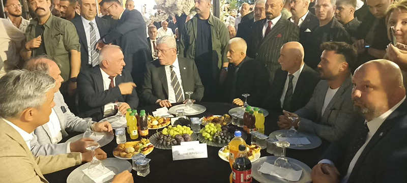 Nikah şahidi Müsavat Dervişoğlu SAMSUN'DA GÖRKEMLİ NİKAH!