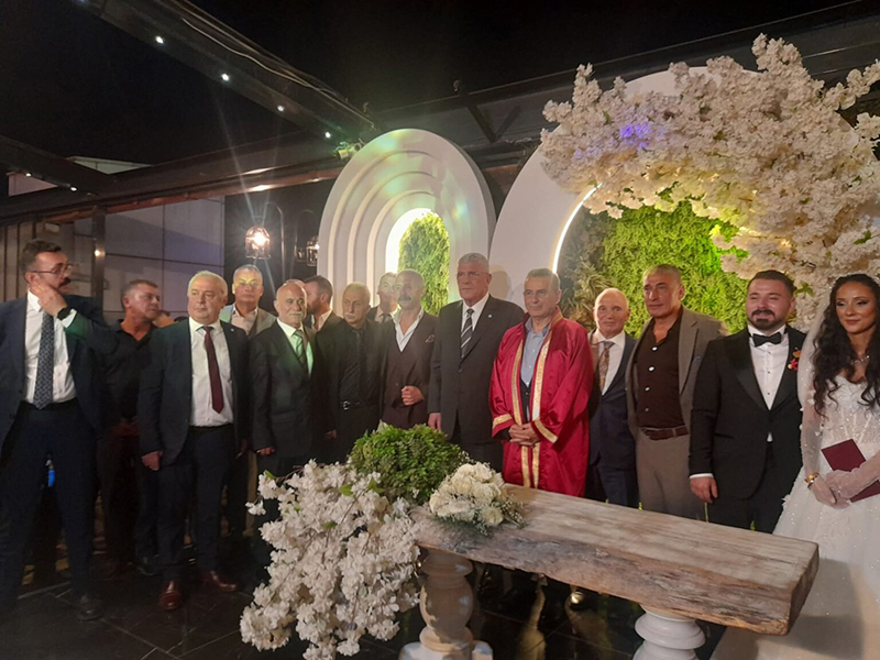 Nikah şahidi Müsavat Dervişoğlu SAMSUN'DA GÖRKEMLİ NİKAH!