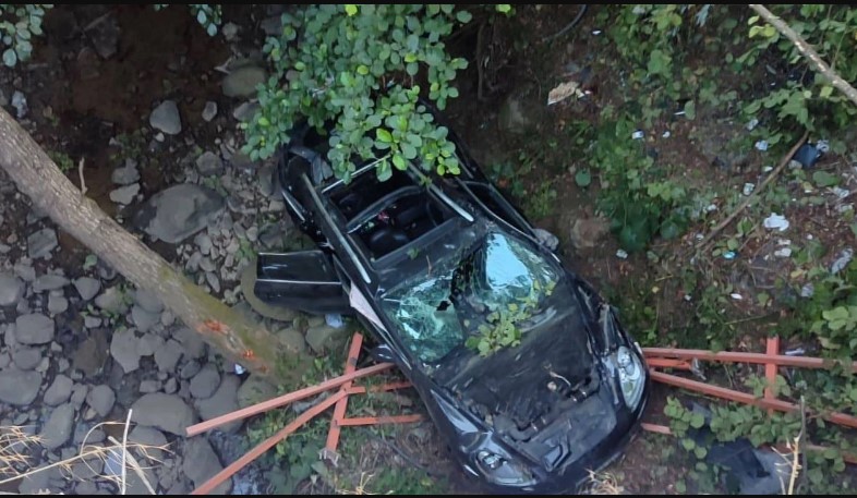 Samsun'da KORKUNÇ kaza1 çocuk öldü, 3 yaralı OTOMOBİL KÖPRÜDEN UÇTU!