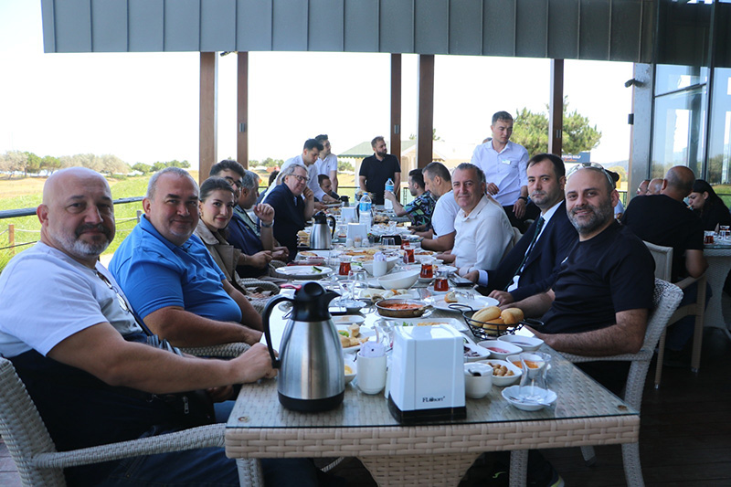 Samsunspor-Panathinaikos maçı öncesi
DOSTLUK KAHVALTISI!