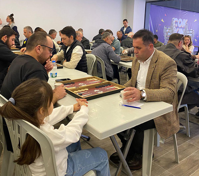 SAMSUN’DA
TAVLA TUTKUNLARI
LOVELET’TE
BULUŞTU!