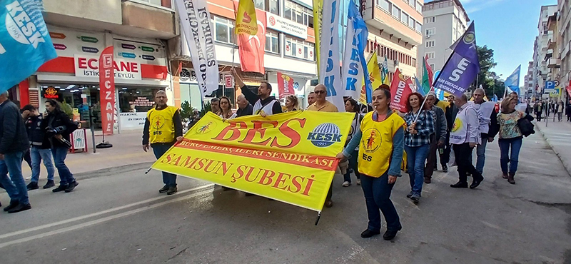 KESK, Samsun'dan seslendi
'GEÇİNEMİYORUZ!..'