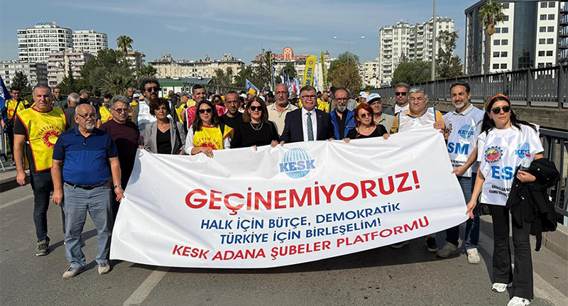 KESK, Samsun'dan seslendi
'GEÇİNEMİYORUZ!..'