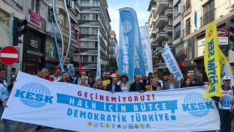 KESK, Samsun'dan seslendi
'GEÇİNEMİYORUZ!..'