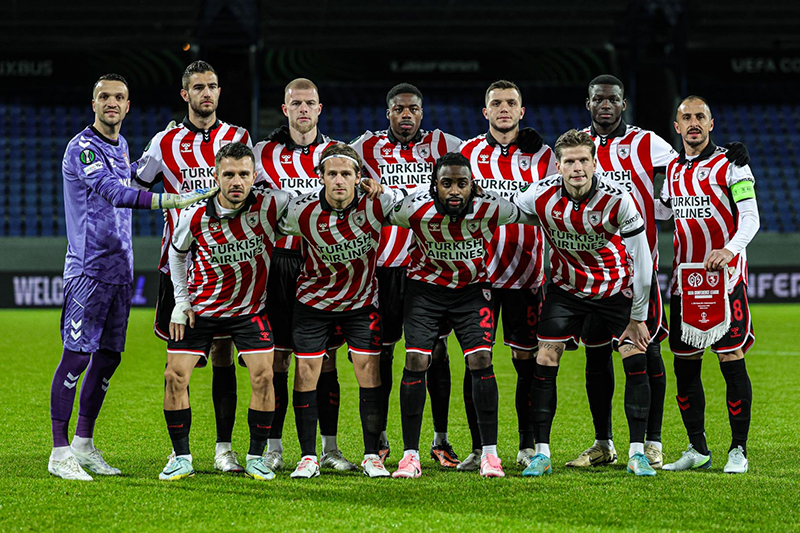 Samsunspor 1 puanla yetindi
THOMAS REİS'İN
MAZERETİ YOK!