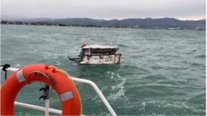 Açık denize sürüklendi
SAMSUN'DA
'TEKNE'
OPERASYONU!