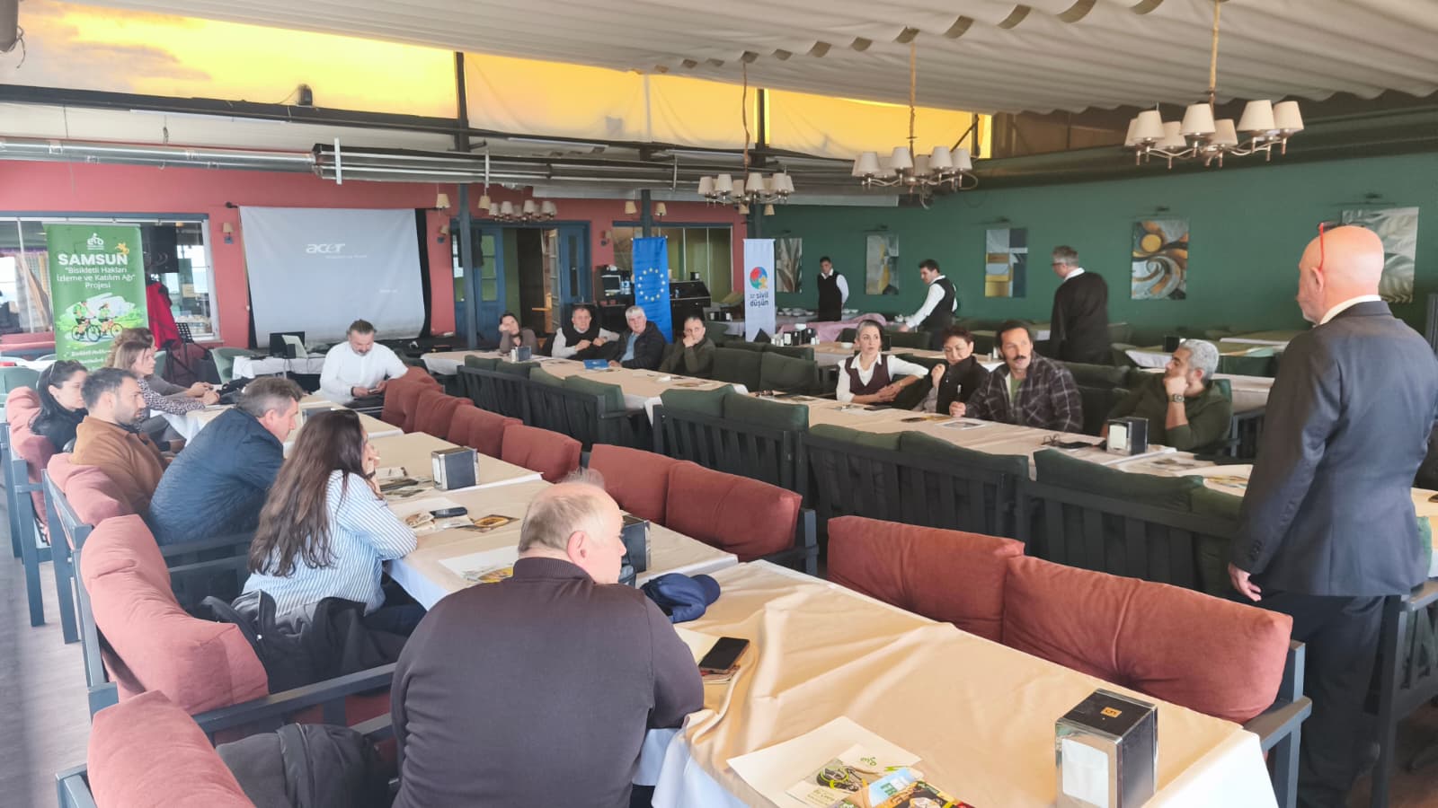 Samsun'da ÖNEMLİ çalıştay
'BİSİKLET
ULAŞIM
HAKKIDIR!..'