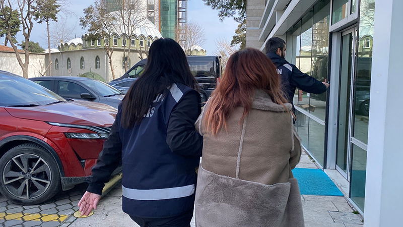 Samsun'da
KANLI
AŞK
ÜÇGENİ!