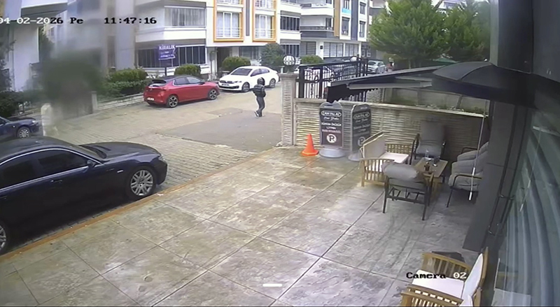 Samsun’da kadını takip etti, kameraya takıldı
TACİZ DEHŞETİ!