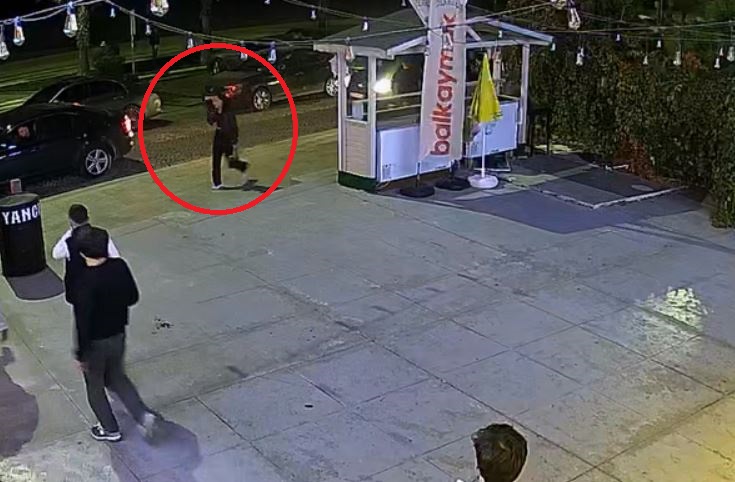 Samsun'da SOKAK dehşeti
CEREN'İ
BÖYLE
DÖVMÜŞLER!