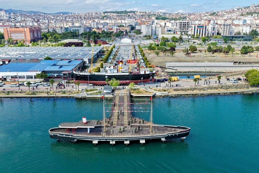 İSTİKLAL