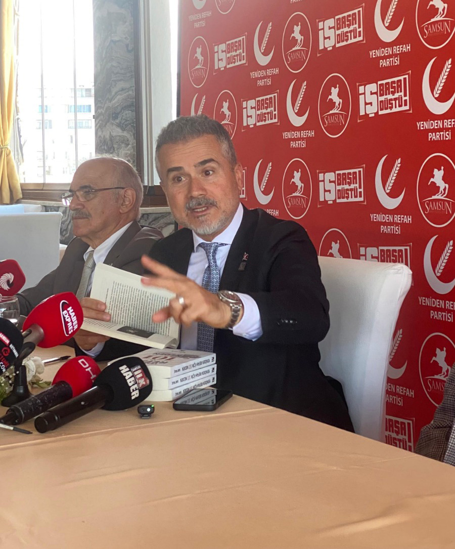 Suat Kılıç, SAMSUN'da konuştu
'KÖTÜYE GİDİYOR!'