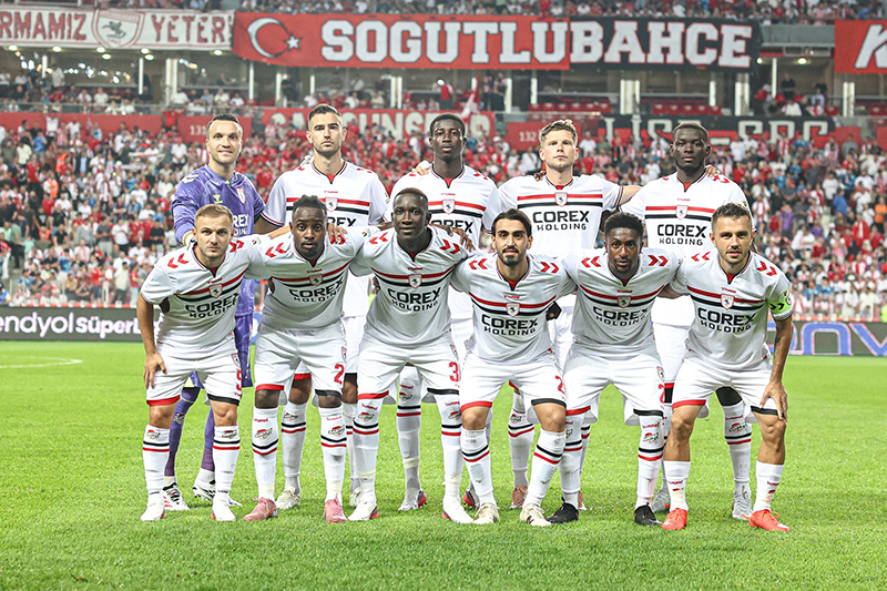 Samsunspor Başkanı Yüksel Yıldırım:
‘TOP BİZİ SEVMEDİ!’