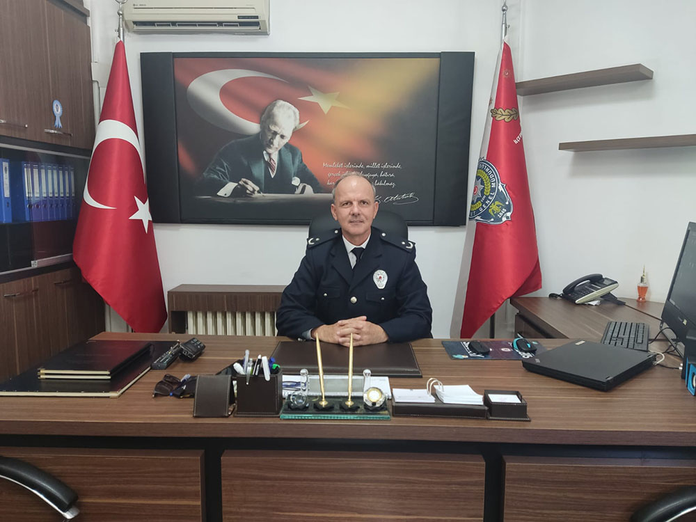 BAFRALI MÜDÜR