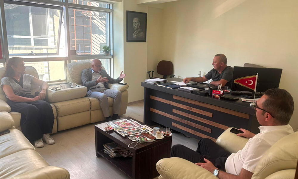 YENİ PARTİ