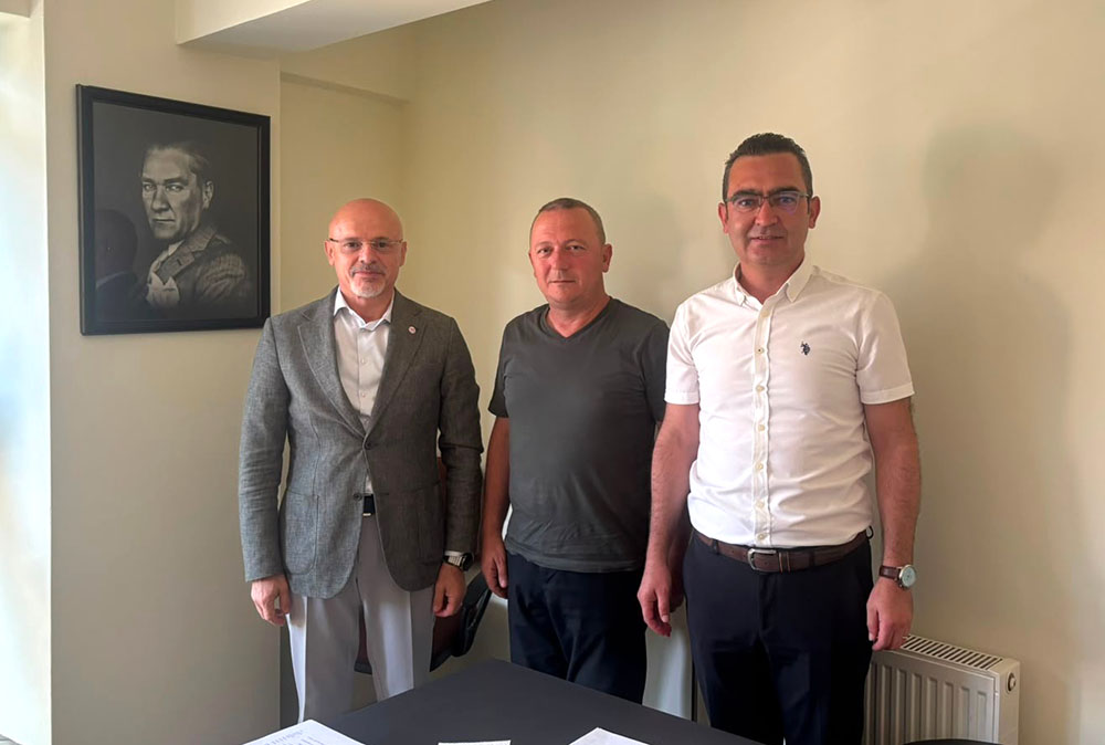 YENİ PARTİ