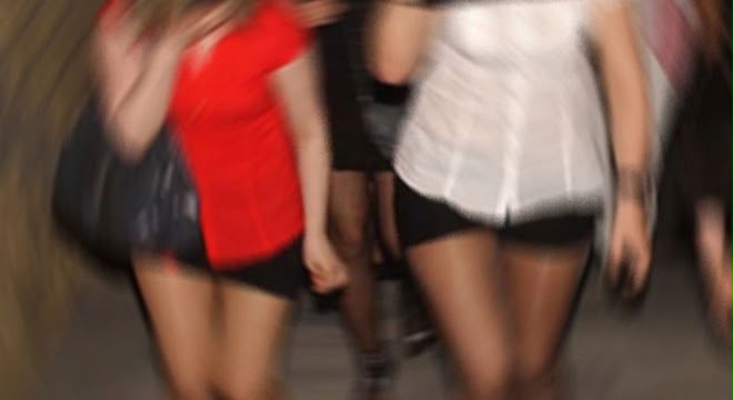Samsun polisinden
FUHUŞ ÇETESİNE DARBE!