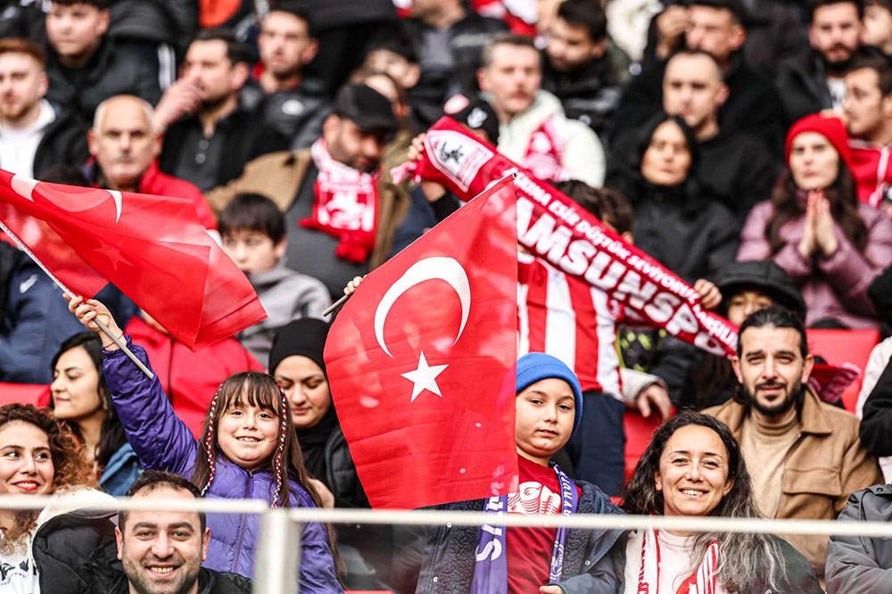 'KÜSME LÜKSÜMÜZ YOK!'