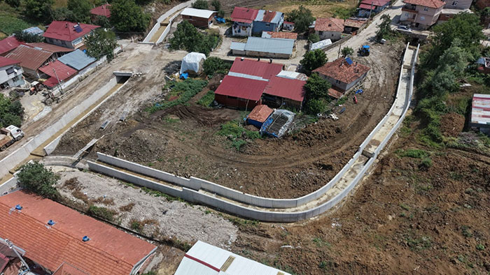 DSİ'den LADİK'te 'KORUMA' projesi
TEHLİKEYE
ÖNLEM!