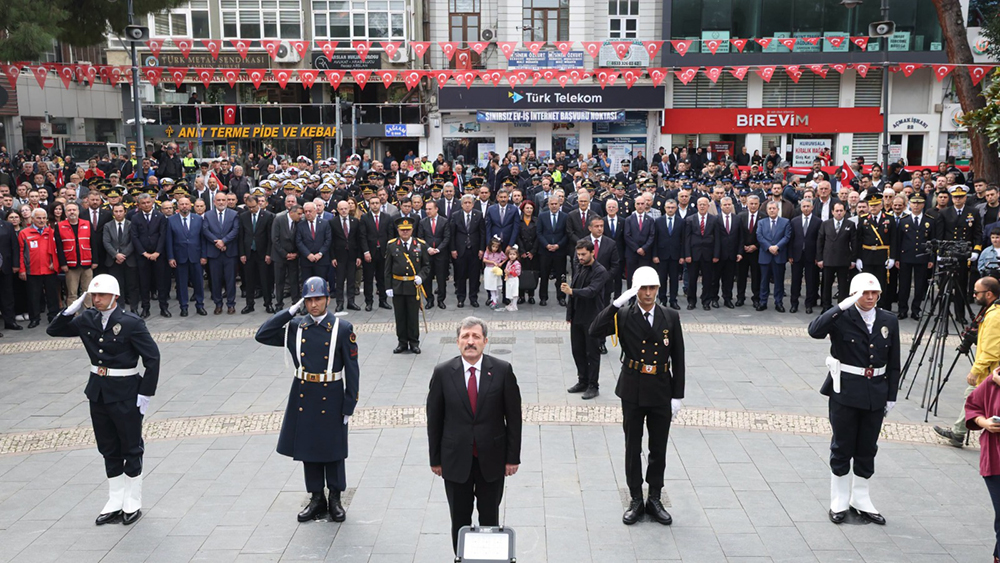 BAYRAK