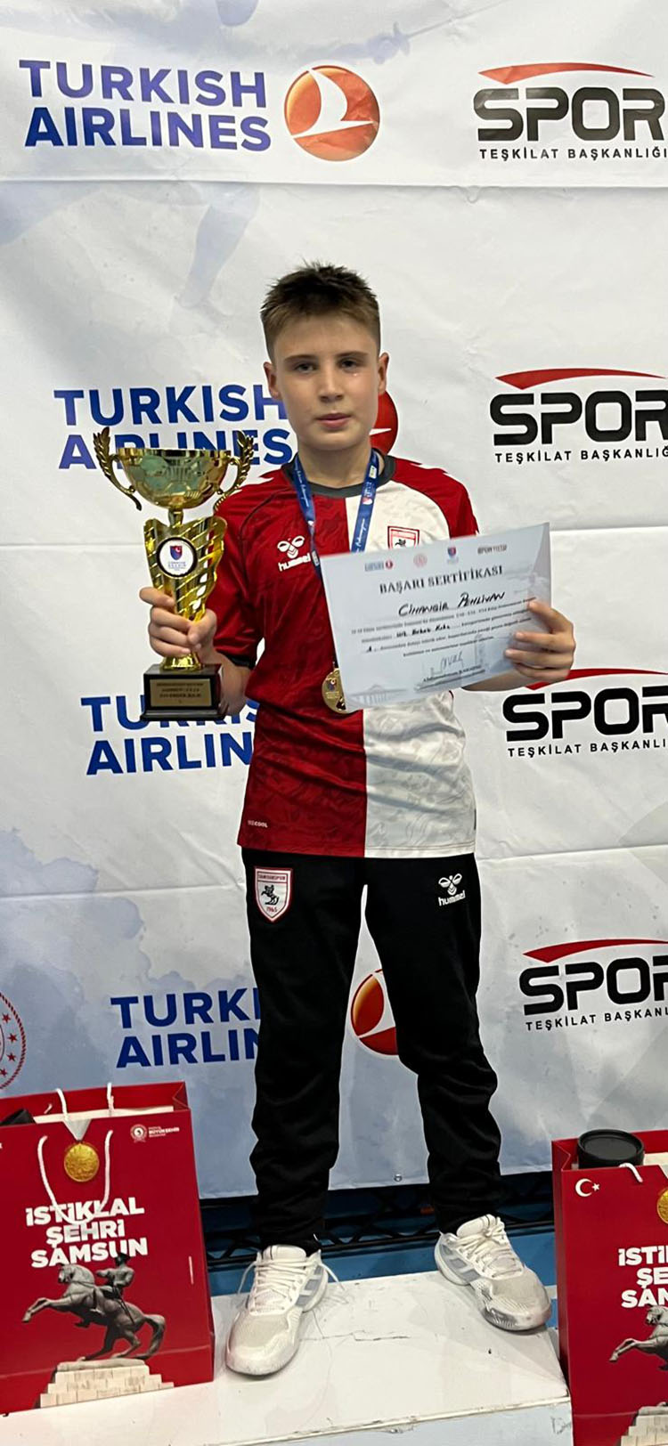 ŞAMPİYON
