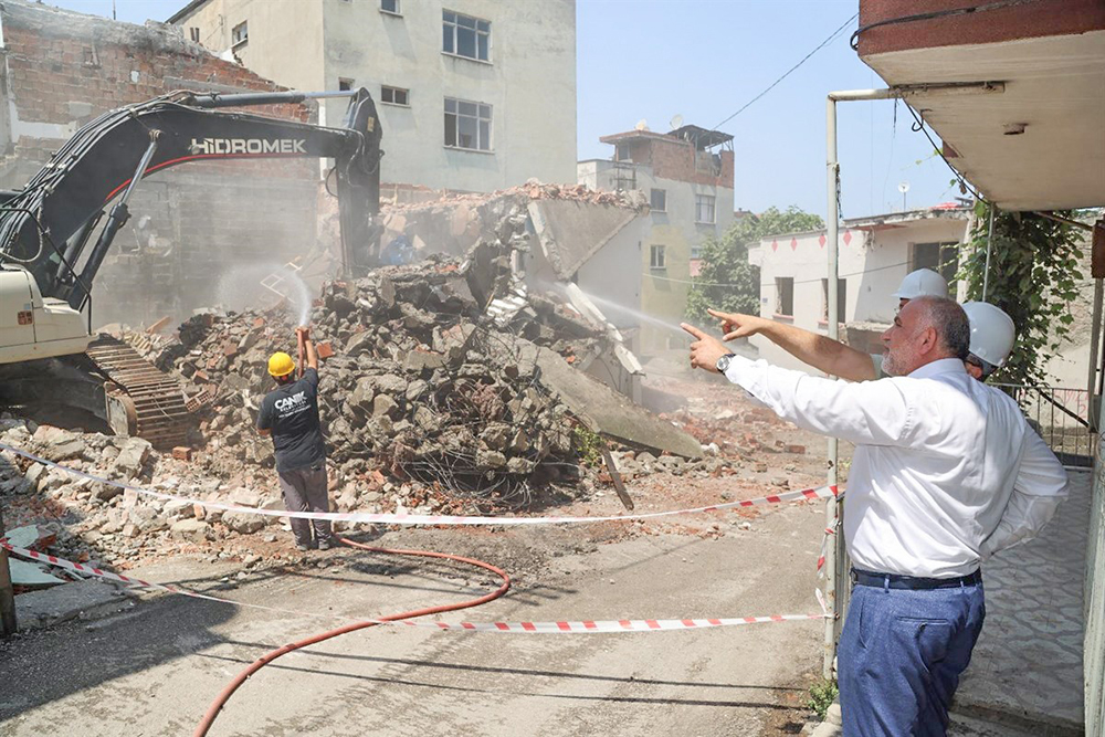 CANİK