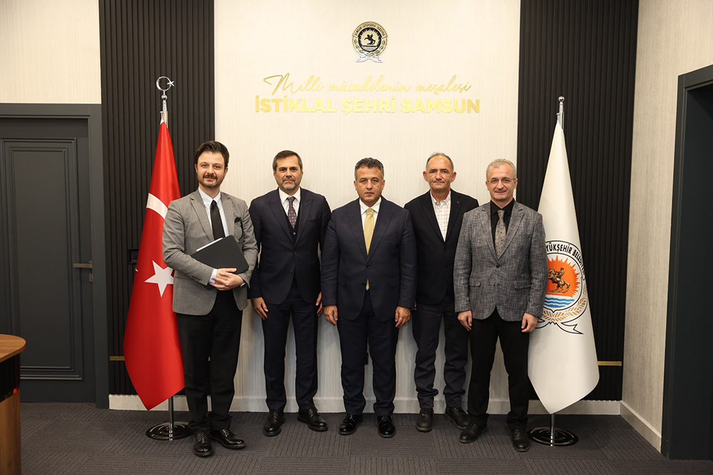 İLK KAZMA VURULUYOR!