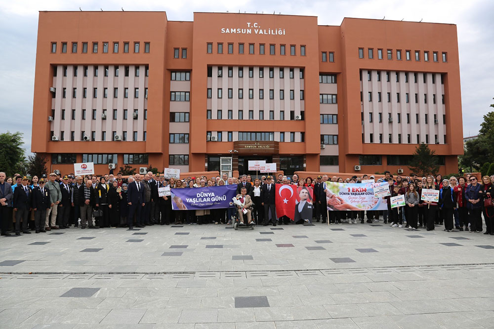 YAŞLI